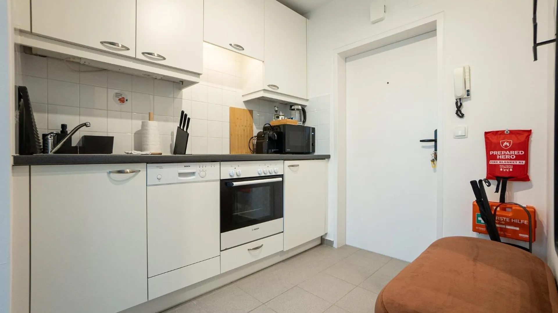 Spacious Studio In Prime Location With Queen Bed Vienna 0*,