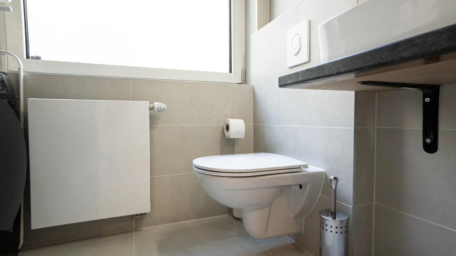 Spacious Studio In Prime Location With Queen Bed Wiedeń 0*,