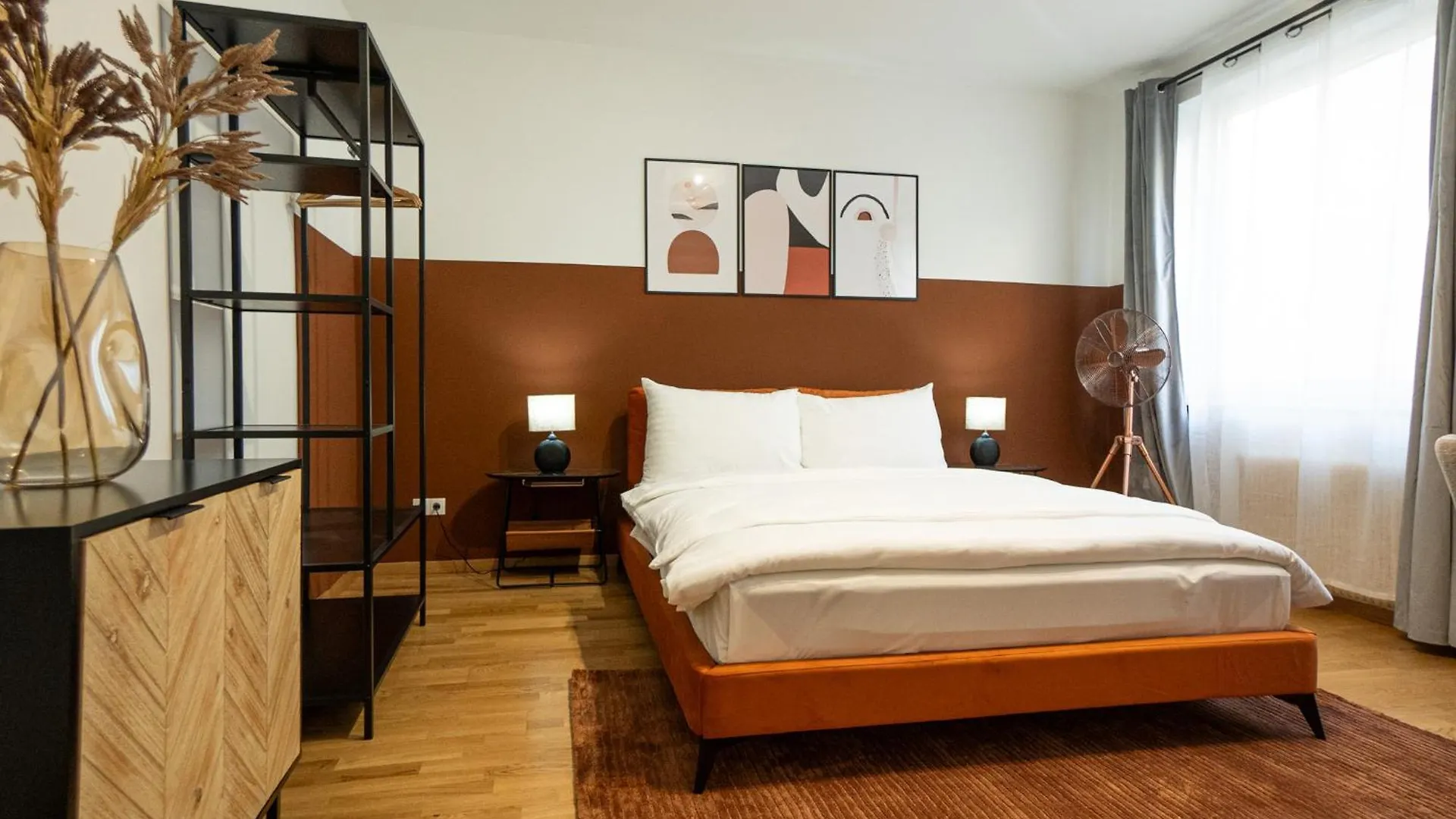 Apartament Spacious Studio In Prime Location With Queen Bed Wiedeń