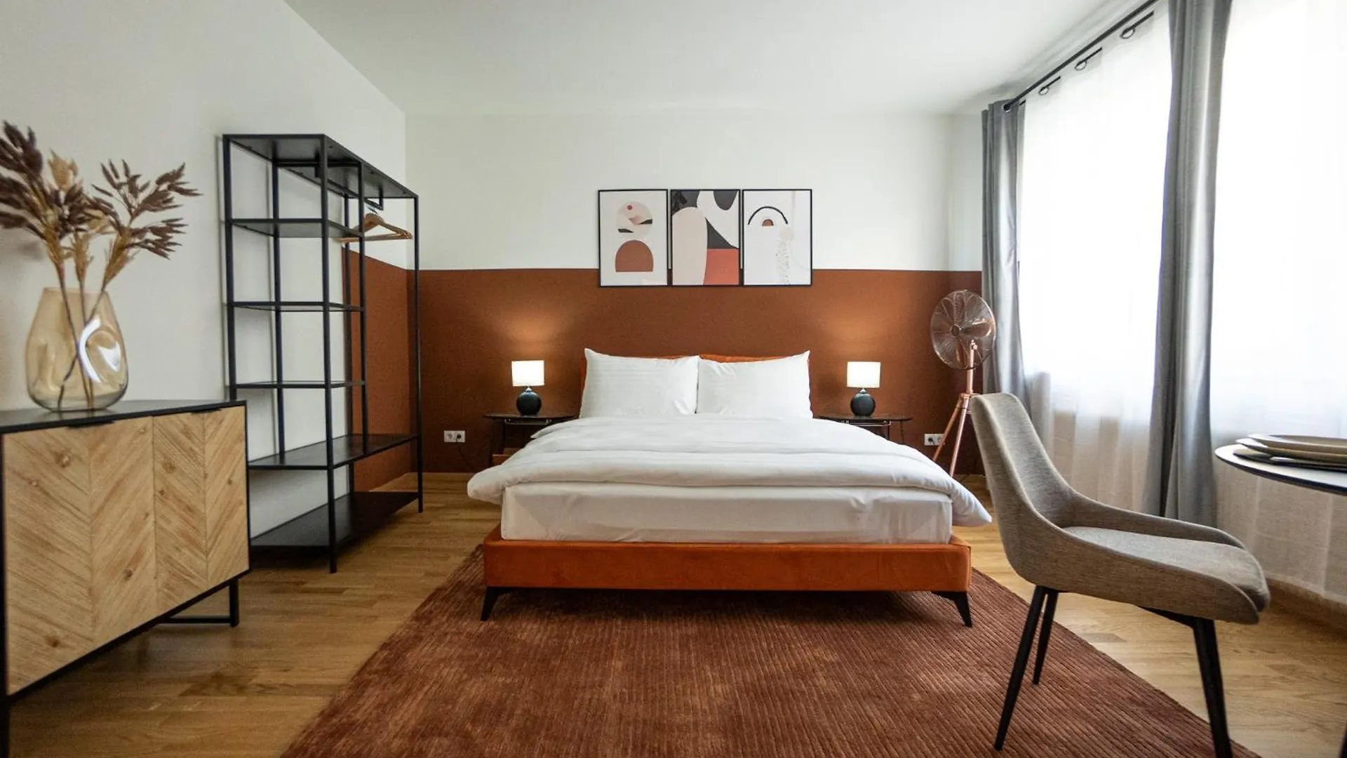 Spacious Studio In Prime Location With Queen Bed Wiedeń