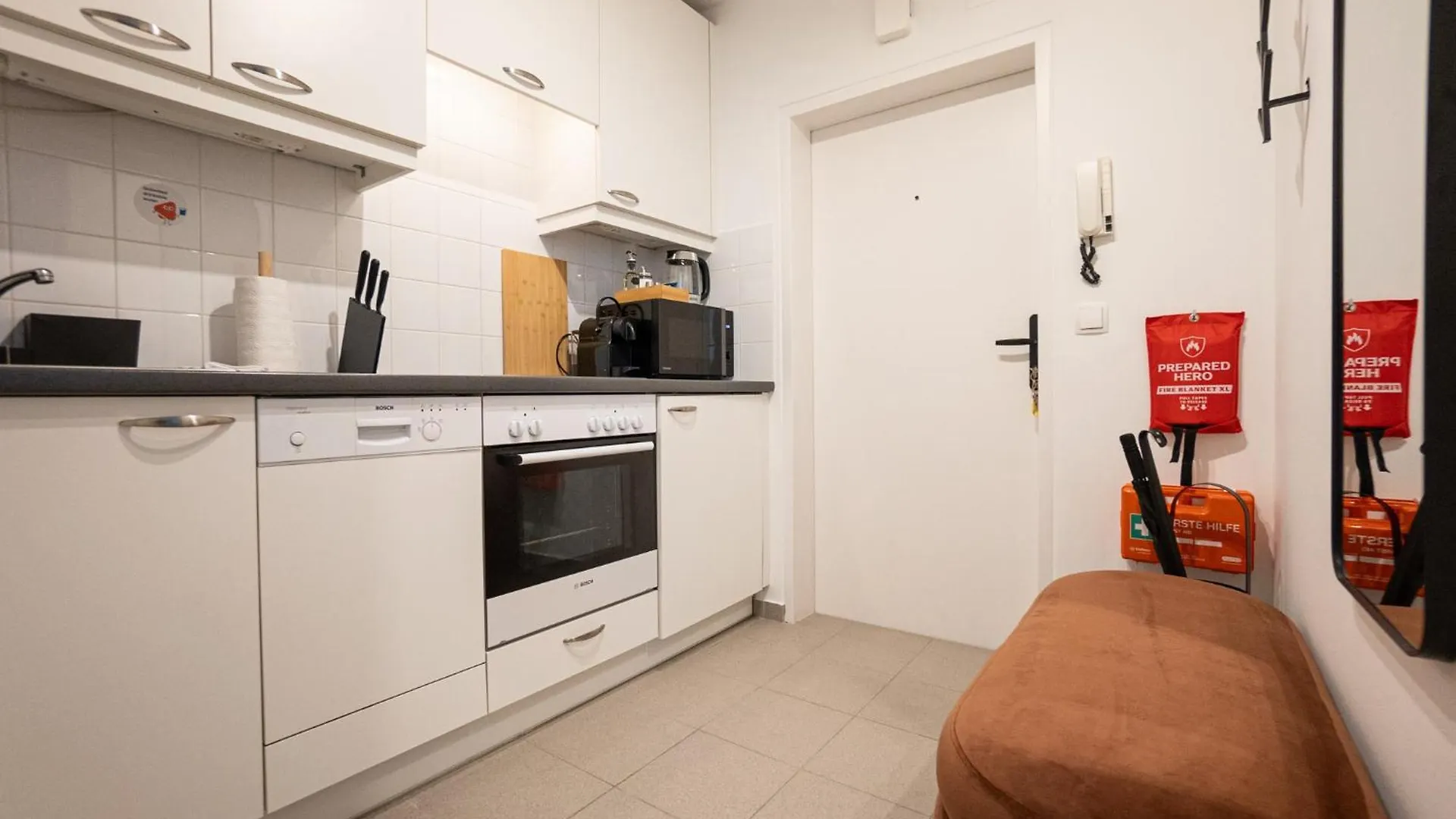 Apartament Spacious Studio In Prime Location With Queen Bed Wiedeń Austria